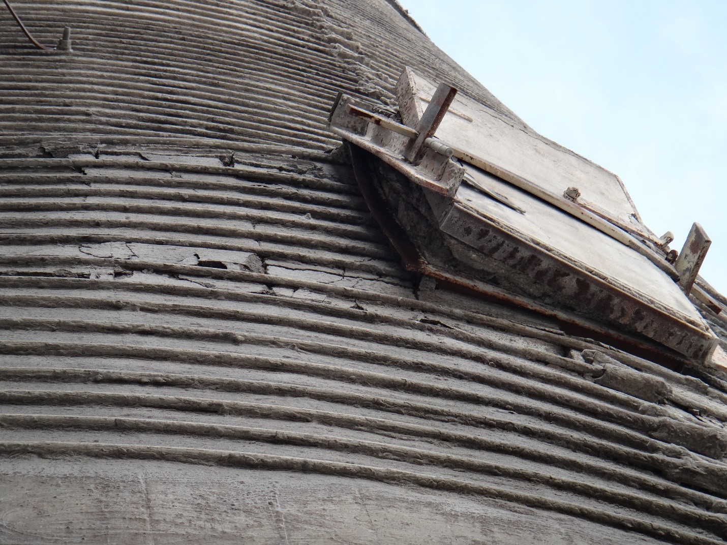 Silos for repair