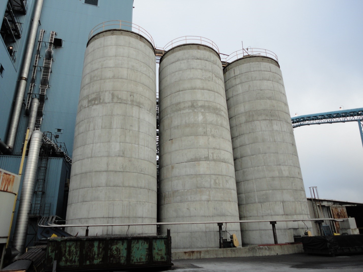 Silos for repair