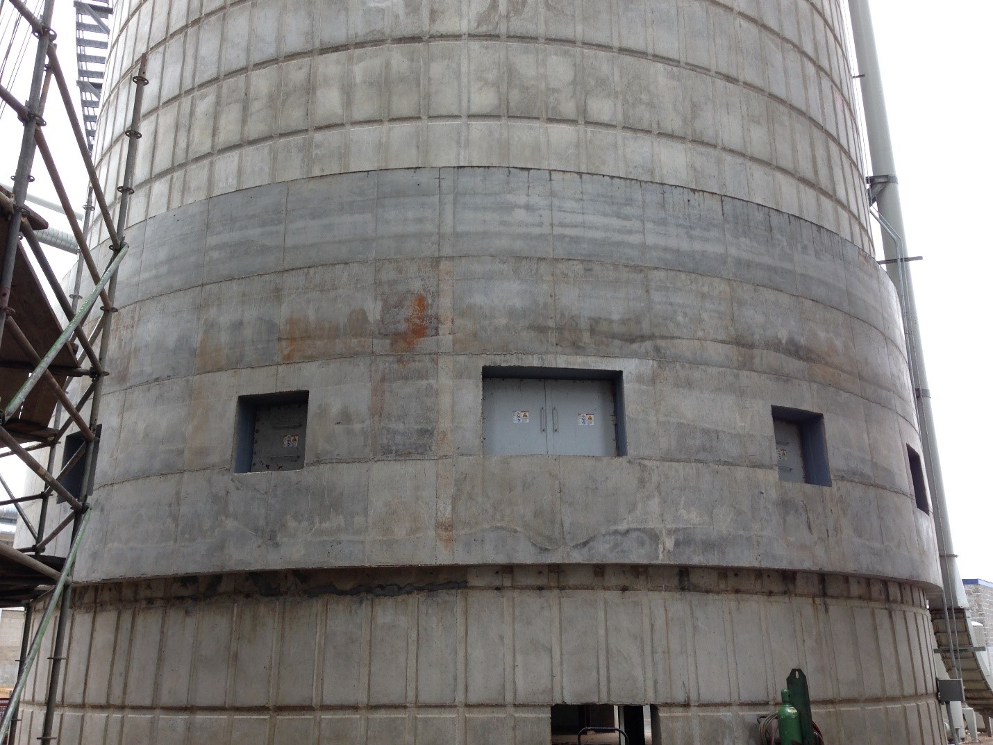 5 Silos for repair